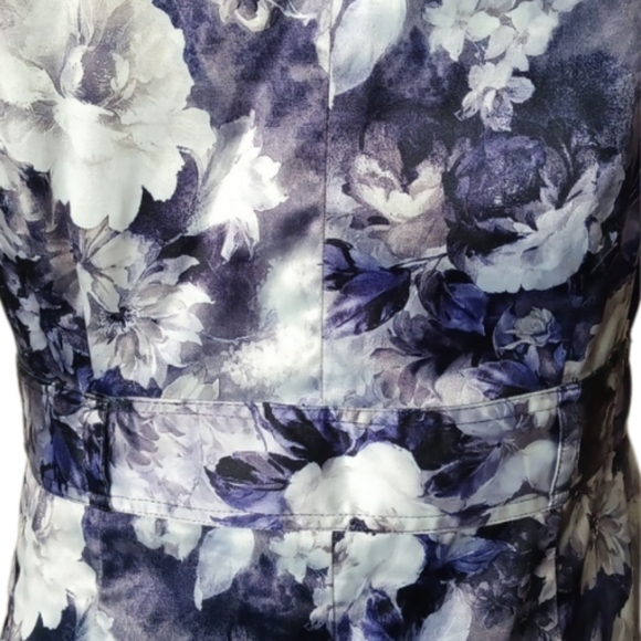 NWOT Latin Quarters  Wight & Purple 💜 Floral Stain Women's Dress Size L - Picture 8 of 16